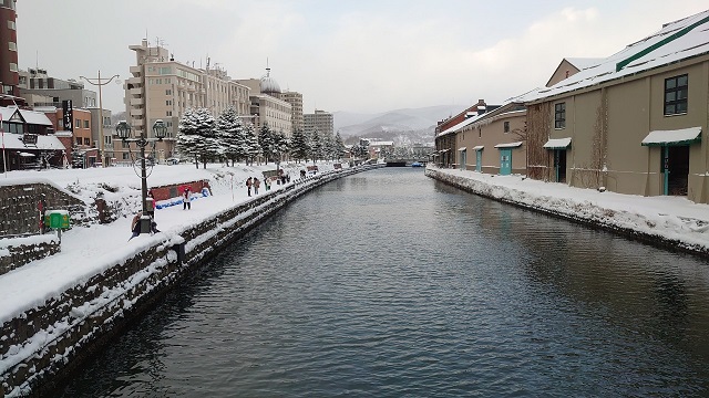 北海道旅行 雪の小樽運河の様子