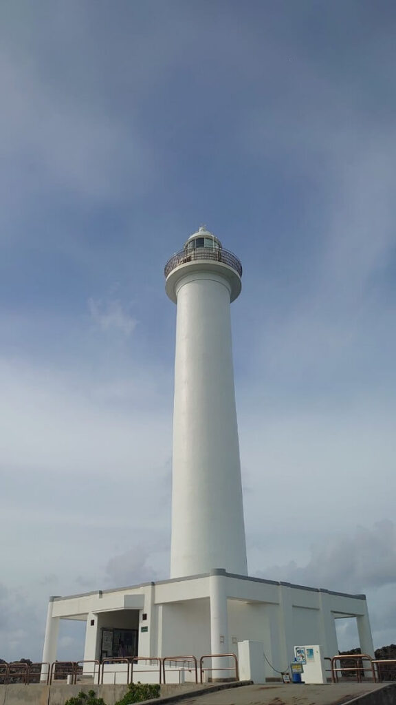 沖縄旅行 残波岬灯台