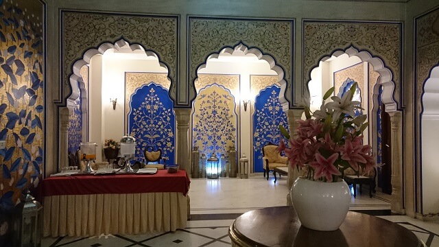 インドのジャイプールにあるウメイド ハベリ ホテル アンド リゾーツ(Umaid Haveli Hotel and Resorts)の様子