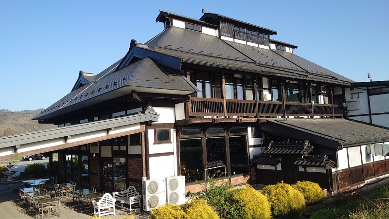 安曇野にある民宿ごほーでんの外観